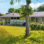 בית נופש 6 Person In